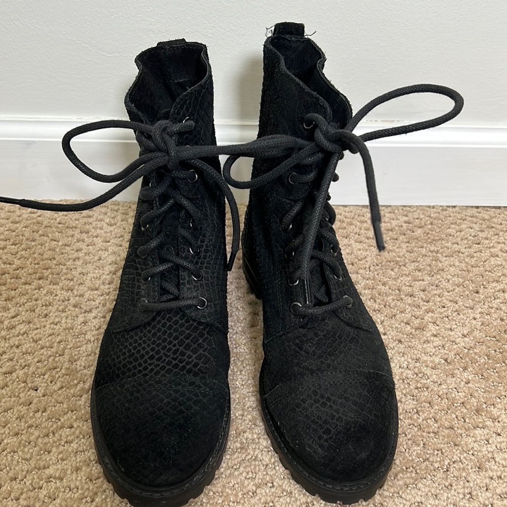 Lace up boots